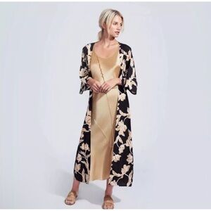 Maison Du Soir Selene Black & Gold Floral Robe (L/XL) Kimono Dressing Gown
